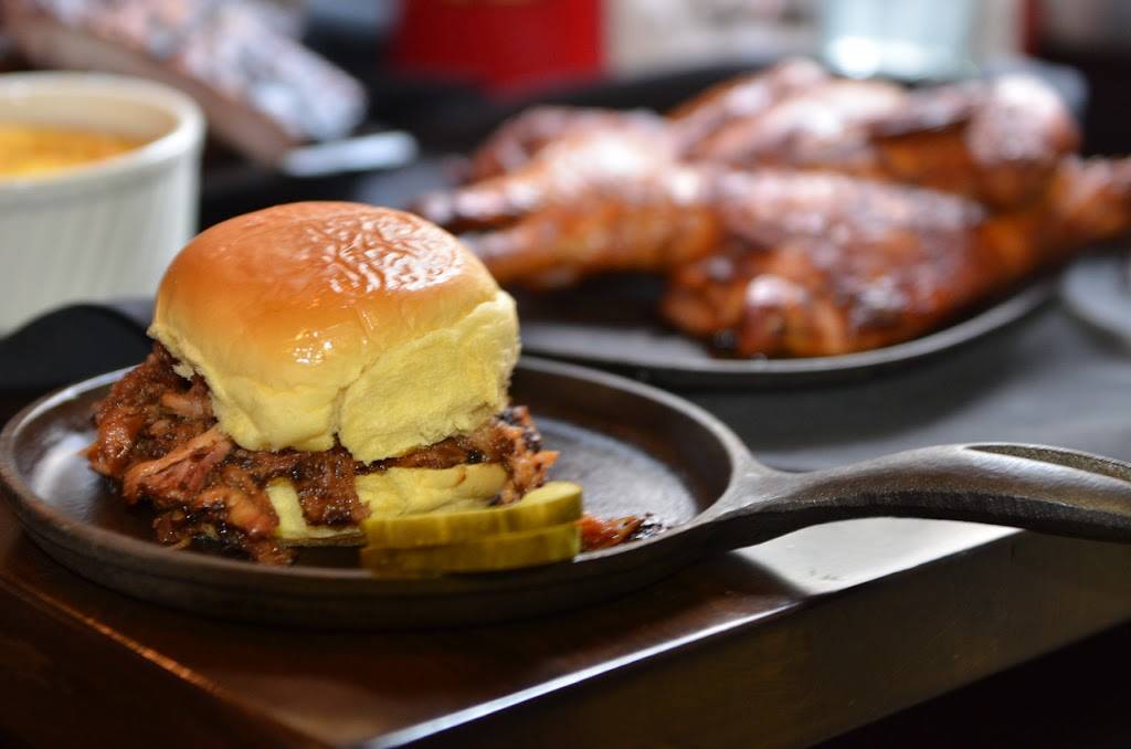 Finks BBQ and Cheesesteak Roadhouse | restaurant | 32 Orange Ave, Suffern, NY 10901, USA | 8455334033 OR +1 845-533-4033