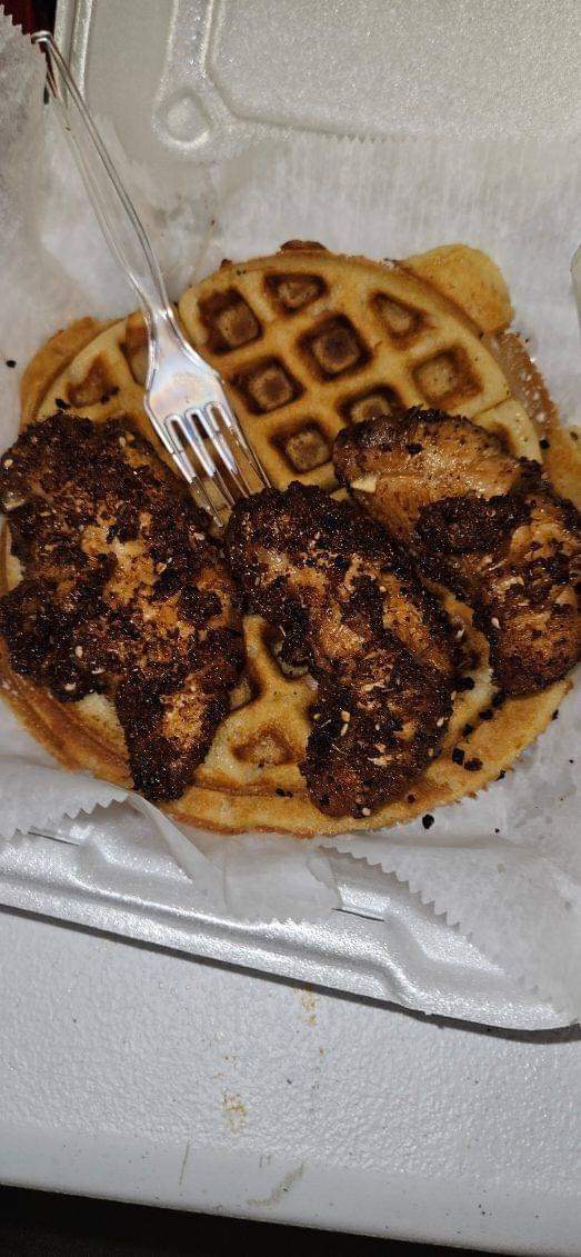 Move & Groove Underground Cafe | restaurant | 2501 Millers Ln, Shively, KY 40216, USA | 8126476525 OR +1 812-647-6525