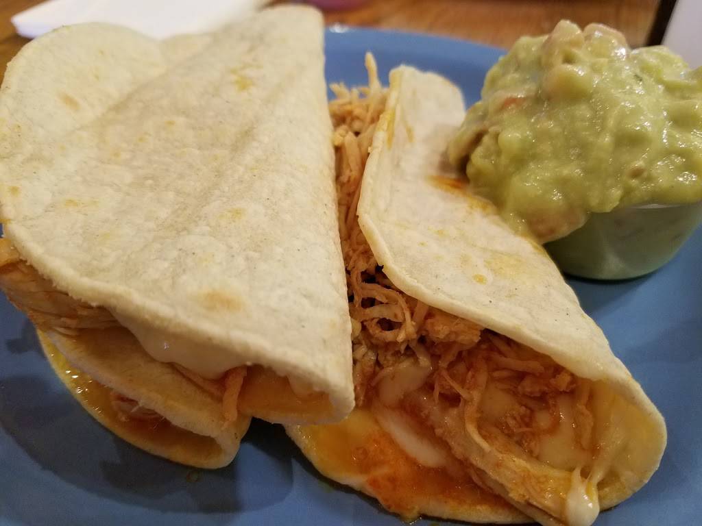 La Veracruzana | restaurant | 31 Main St, Northampton, MA 01060, USA | 4135867181 OR +1 413-586-7181