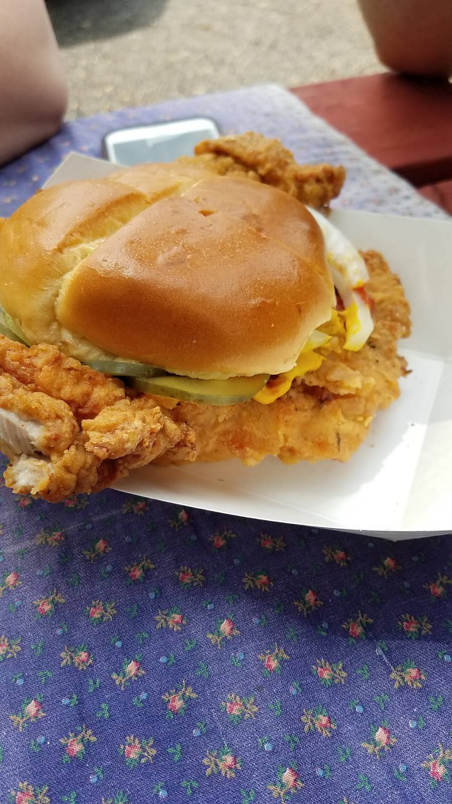 Coles Restaurant | restaurant | 101 E 6 Ave, Slater, IA 50244, USA | 5154731336 OR +1 515-473-1336