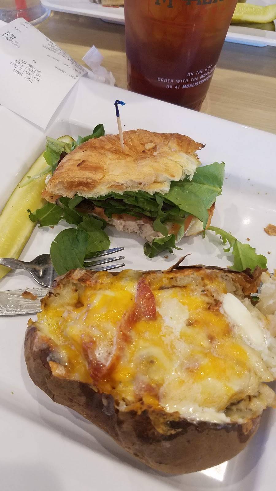 McAlisters Deli | restaurant | 50 Canal Place, Philadelphia, MS 39350, USA | 6013898001 OR +1 601-389-8001