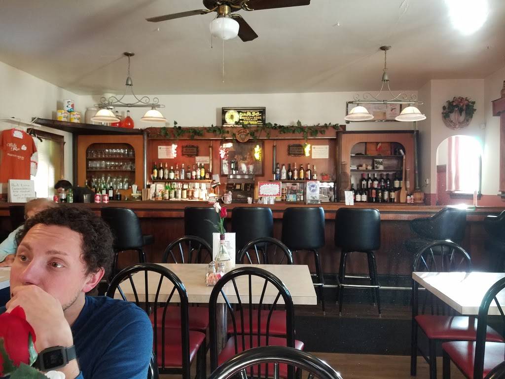 White Rose Spaghetti House | restaurant | 802 Standard Ave, Masury, OH 44438, USA | 3304488823 OR +1 330-448-8823