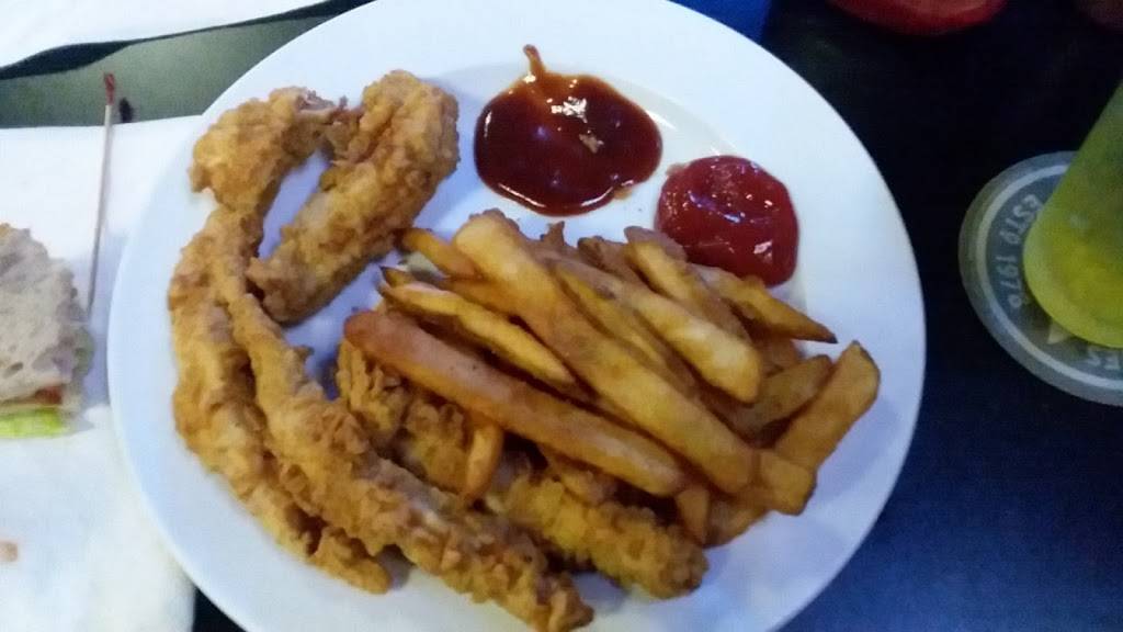 Smokehouse Bar & Grill | restaurant | 708 W Race St, Kingston, TN 37763, USA | 8652488026 OR +1 865-248-8026