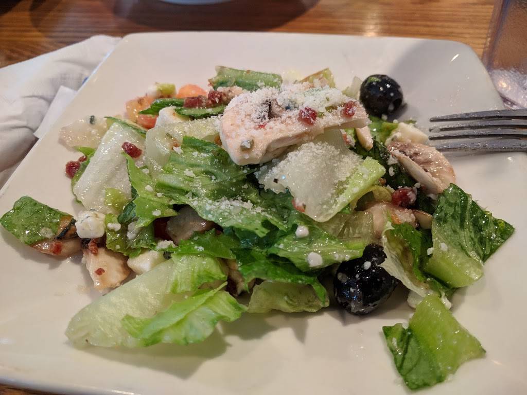 Lou Malnatis Pizzeria | meal delivery | 1850 Sherman Ave, Evanston, IL 60201, USA | 8473285400 OR +1 847-328-5400