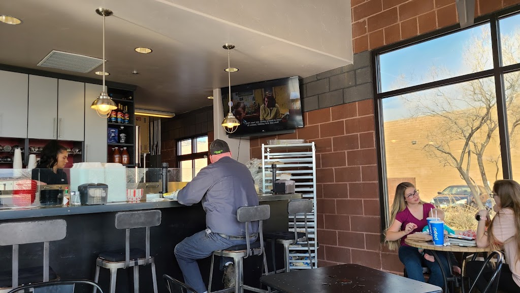 American Grinders | cafe | 4058 S River Rd #1, St. George, UT 84790, USA | 4352332111 OR +1 435-233-2111