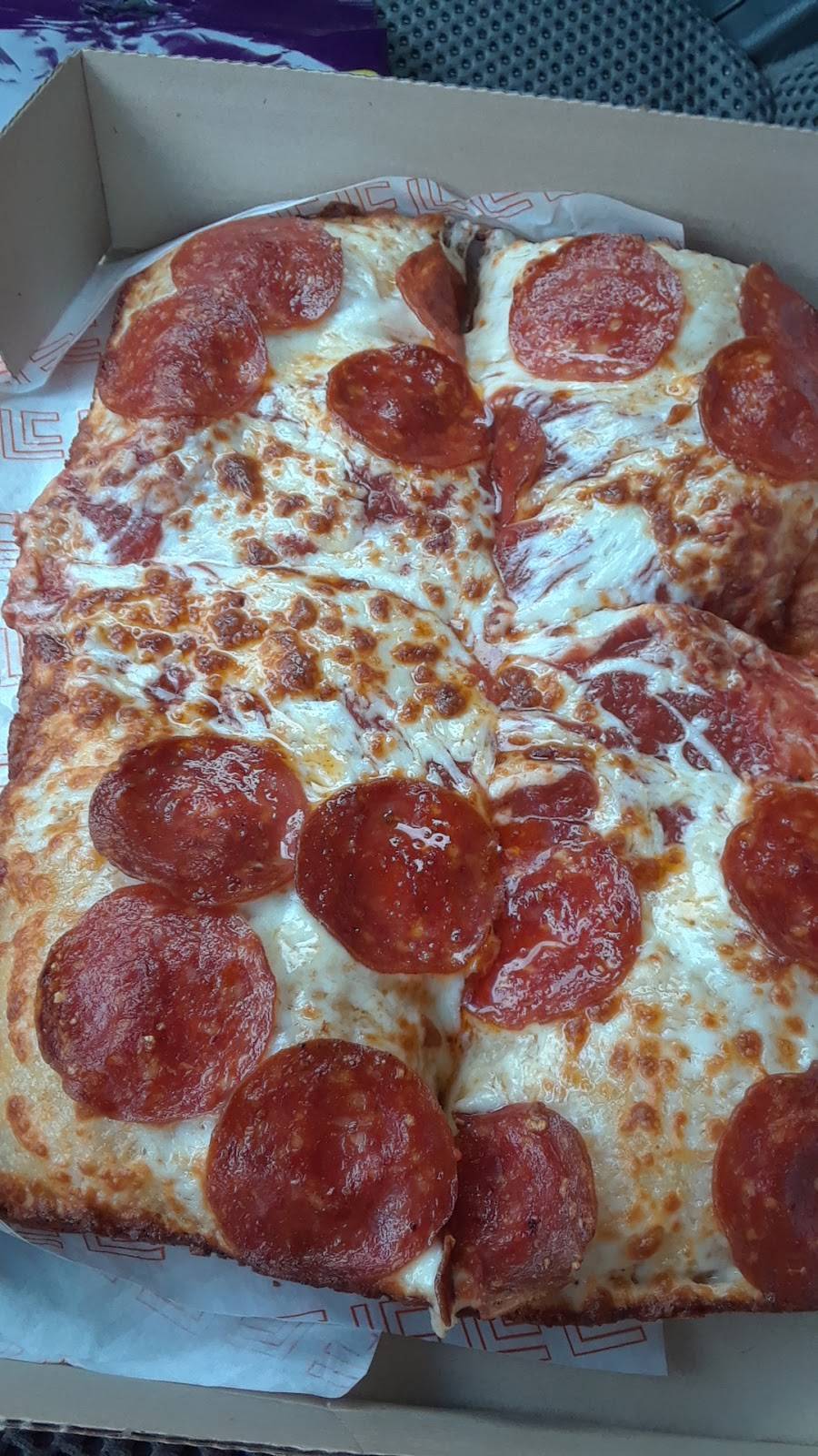 Little Caesars Pizza | meal takeaway | 646 W Water St #110, Piqua, OH 45356, USA | 9376159520 OR +1 937-615-9520