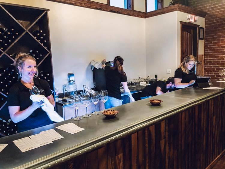 Just A Taste Webb City | restaurant | 105 S Main St, Webb City, MO 64870, USA | 4176739463 OR +1 417-673-9463