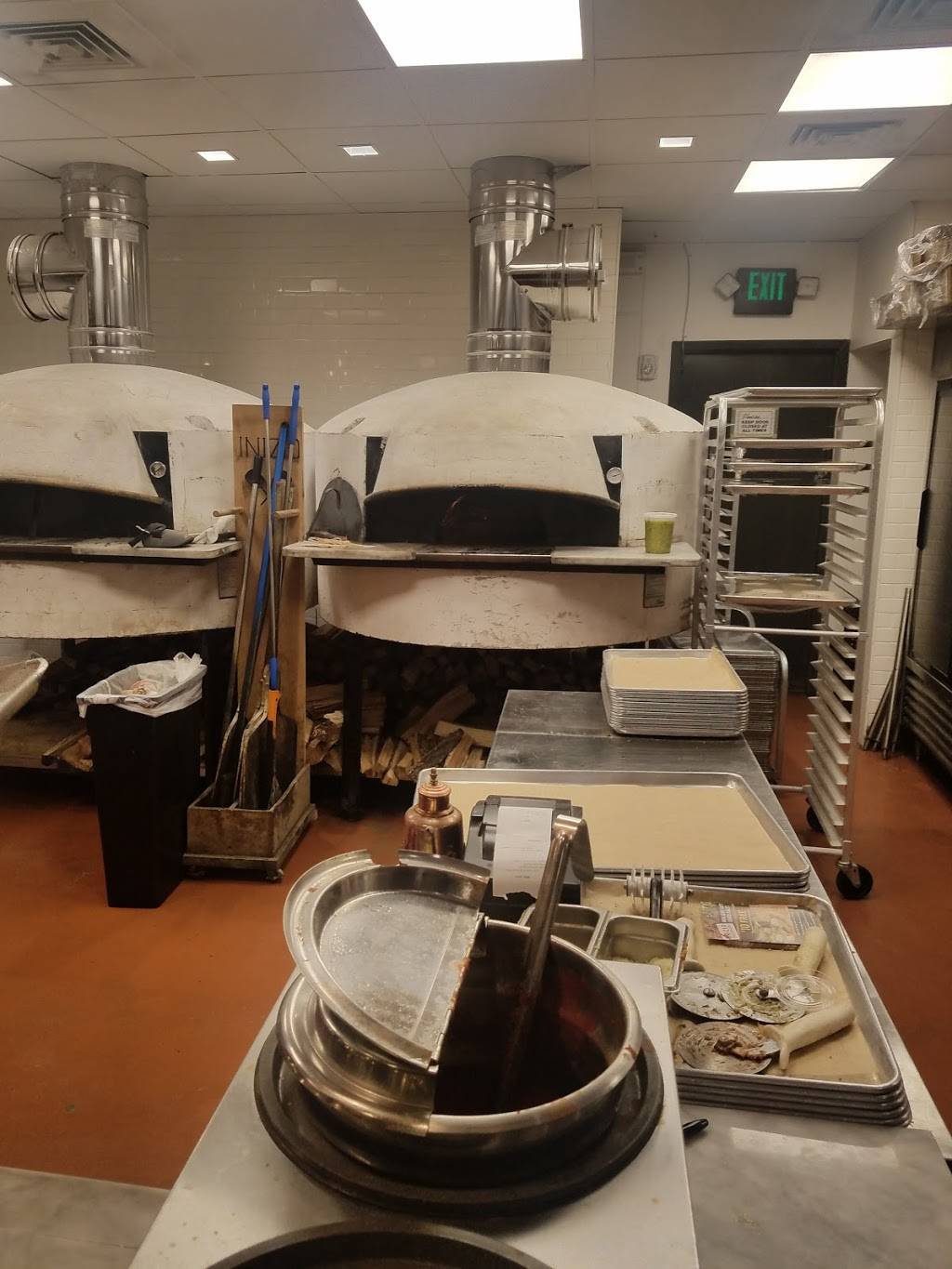 Nunzios Pizza | restaurant | 16865 US-17, Hampstead, NC 28443, USA | 9102700101 OR +1 910-270-0101