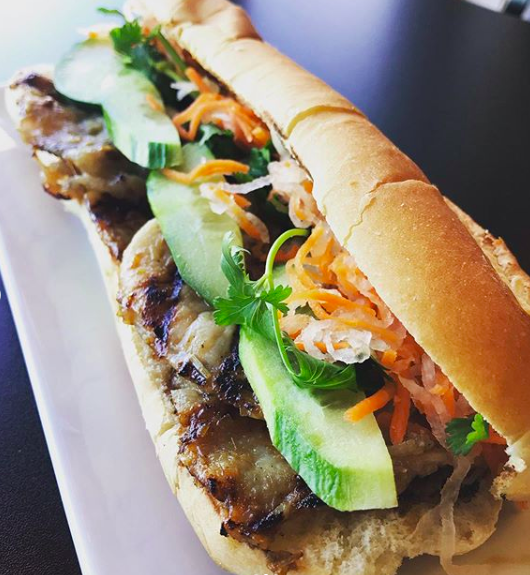 Vietnoms Café | restaurant | 33 Water St, Guilford, CT 06437, USA | 2036895299 OR +1 203-689-5299