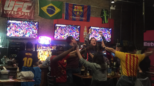 CFA Clubhouse | restaurant | 6122 N Clark St, Chicago, IL 60660, USA | 7739065920 OR +1 773-906-5920