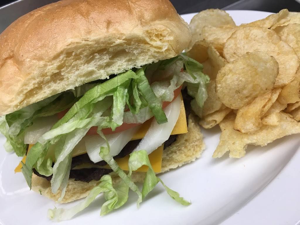 Pepperoncinis Pub | restaurant | 105 Seminary Avenue, Oakdale, PA 15071, USA | 7246938605 OR +1 724-693-8605