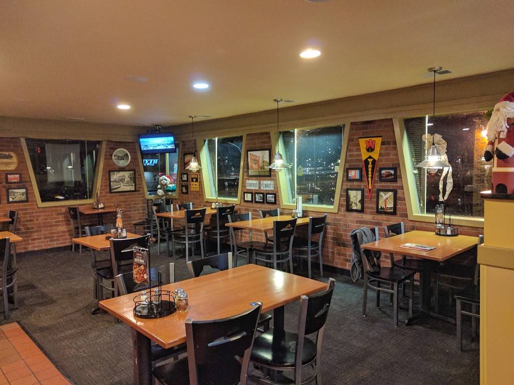 Pizza Hut | restaurant | 6020 Old Troy Pike, Dayton, OH 45424, USA | 9372360424 OR +1 937-236-0424