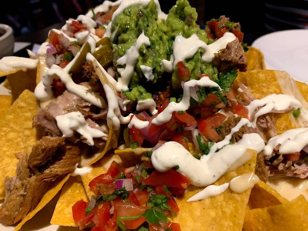 Los Jefes: A Betta Bar & Grille | restaurant | 390 Court St, Plymouth, MA 02360, USA | 7743435002 OR +1 774-343-5002