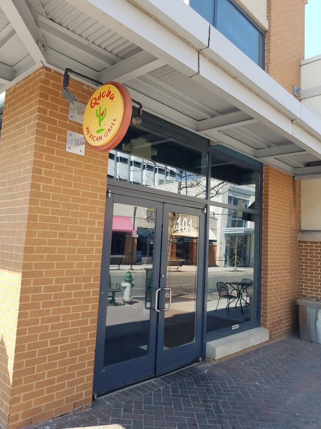 QDOBA Mexican Eats | restaurant | 6450 America Blvd, Hyattsville, MD 20782, USA | 3019851260 OR +1 301-985-1260