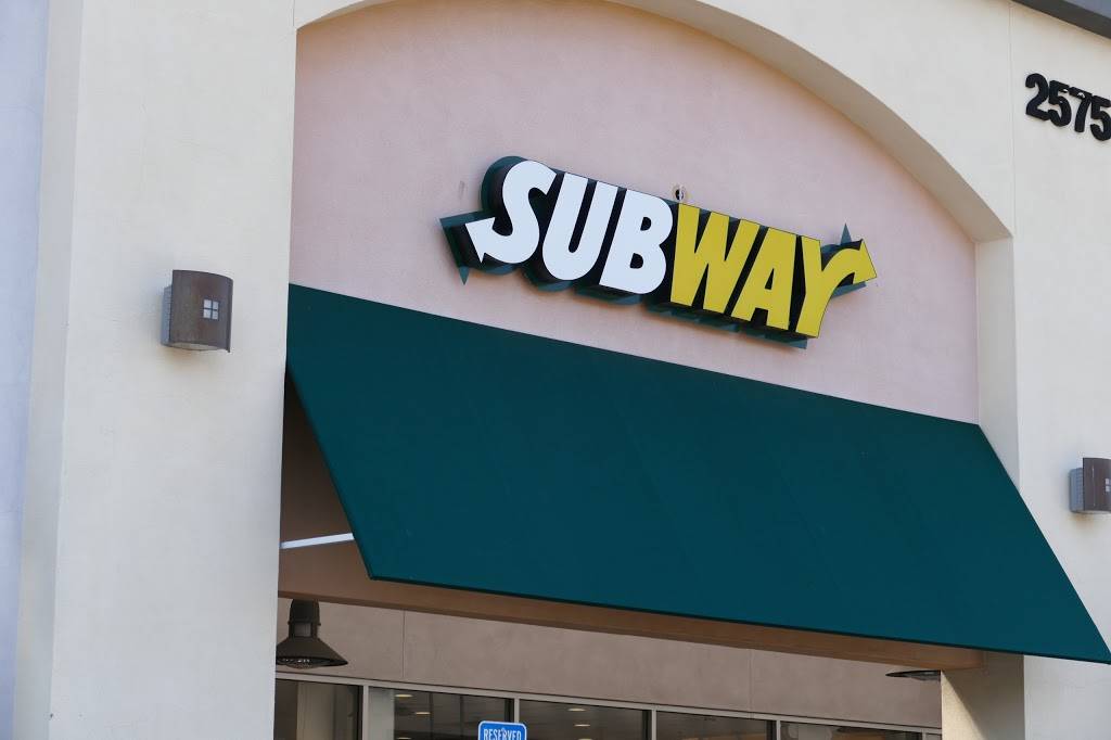 Subway Restaurants | restaurant | 2575 N Hollywood Way #2, Burbank, CA 91505, USA | 8185650448 OR +1 818-565-0448