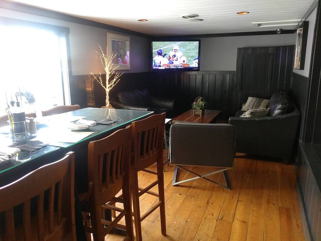 Faro Italian Grille | restaurant | 70 Endicott St N, Laconia, NH 03246, USA | 6035278073 OR +1 603-527-8073