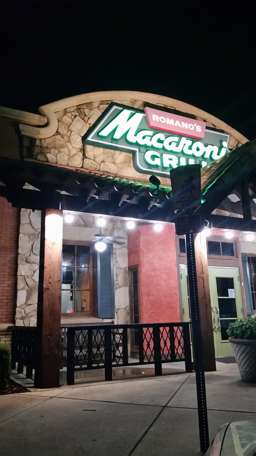 Romanos Macaroni Grill | meal takeaway | 10706 Providence Rd, Charlotte, NC 28277, USA | 7048412511 OR +1 704-841-2511