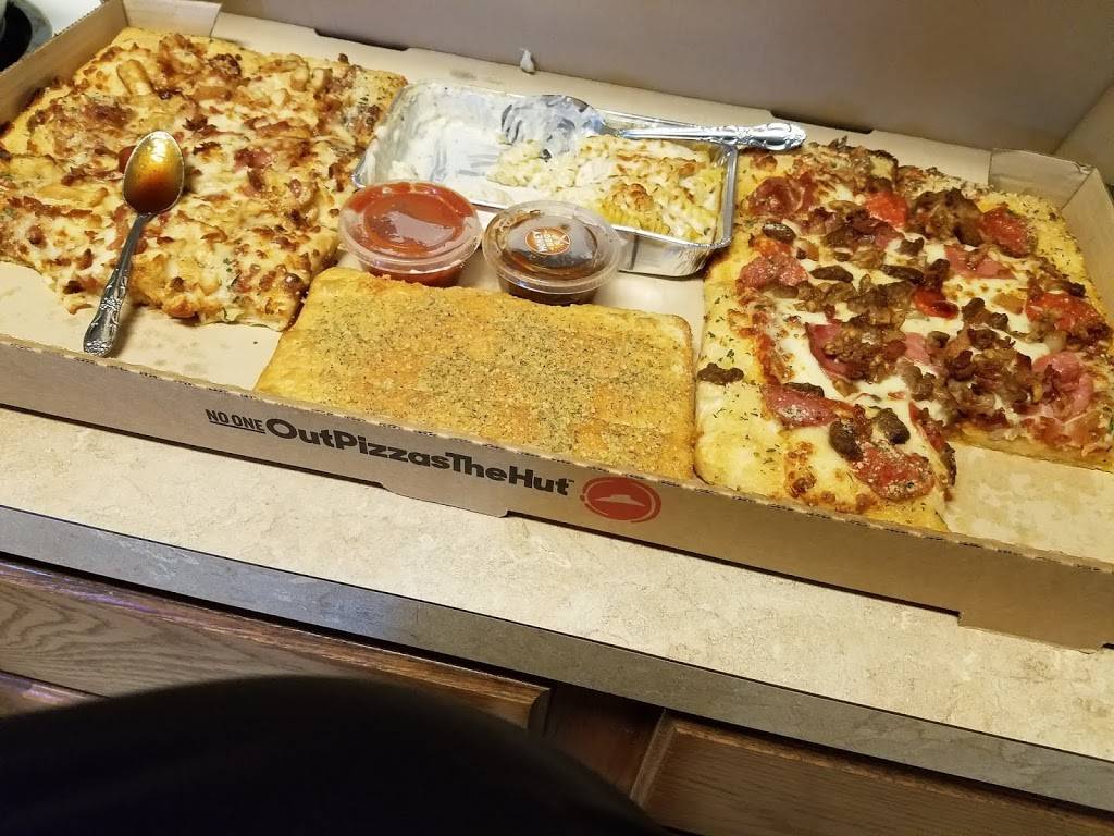 Pizza Hut | restaurant | 640 W Debbie Ln #150, Mansfield, TX 76063, USA | 8174731108 OR +1 817-473-1108