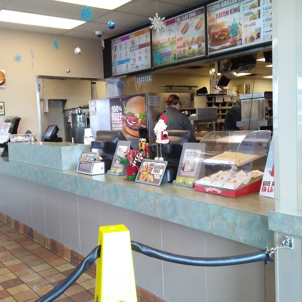 Burger King | restaurant | 4907 Garfield Rd, Auburn, MI 48611, USA | 9892668235 OR +1 989-266-8235