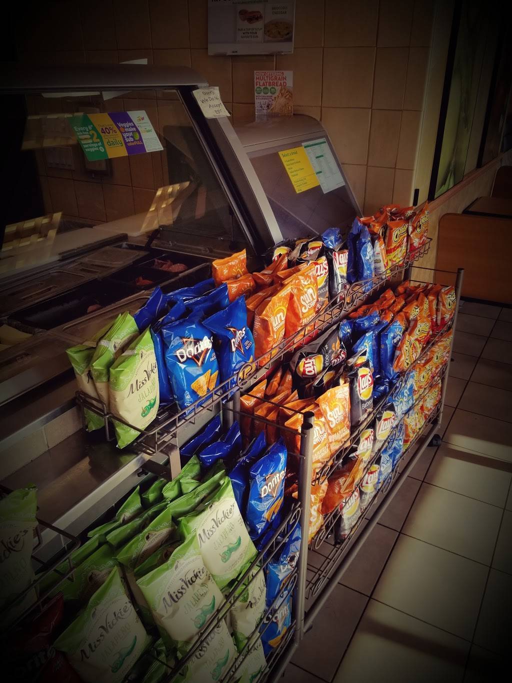 Subway Restaurants | restaurant | 8201 Topanga Canyon Blvd, Canoga Park, CA 91304, USA | 8188847411 OR +1 818-884-7411