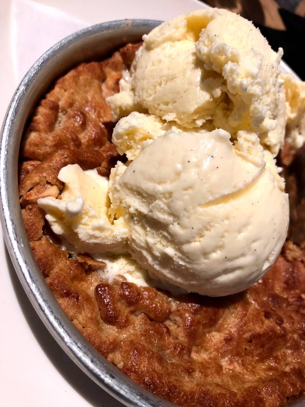 BJs Restaurant & Brewhouse | restaurant | 2631 Edmondson Rd, Norwood, OH 45209, USA | 5139641440 OR +1 513-964-1440