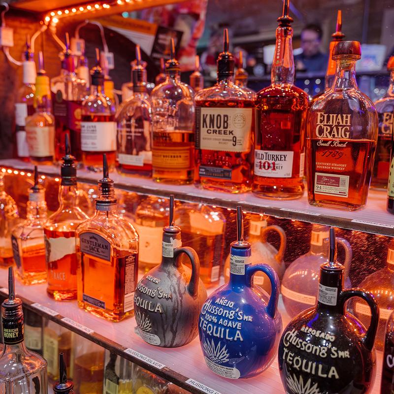 The Oak Tavern | restaurant | 1107 S Broadway, Oak Grove, MO 64075, USA | 8166251729 OR +1 816-625-1729