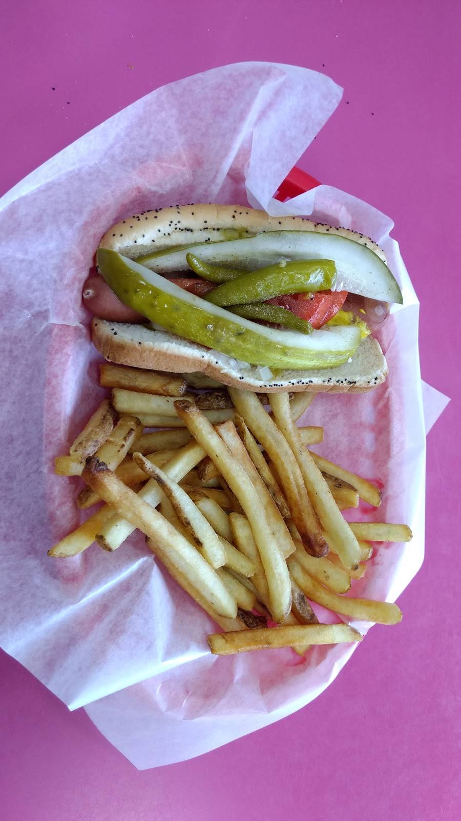 Irvings for Red Hot Lovers | meal takeaway | 3207 Lake Ave # B, Wilmette, IL 60091, USA | 8472516300 OR +1 847-251-6300