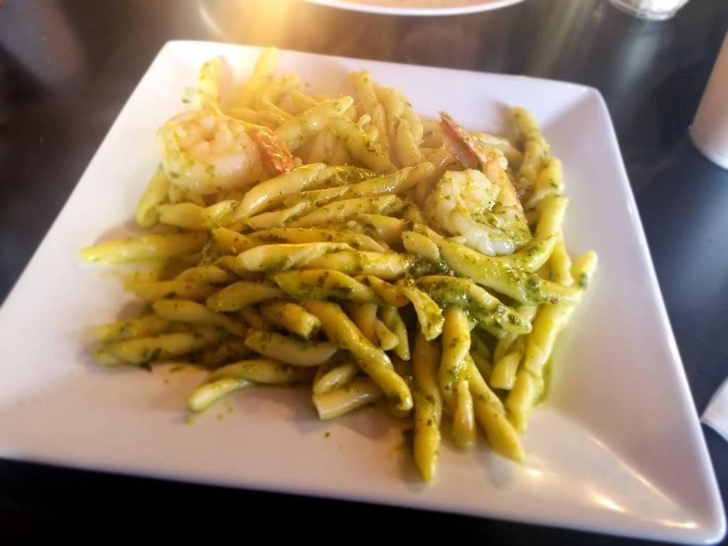 Alfredos | restaurant | 229 Brighton Ave, Allston, MA 02134, USA | 6175628222 OR +1 617-562-8222