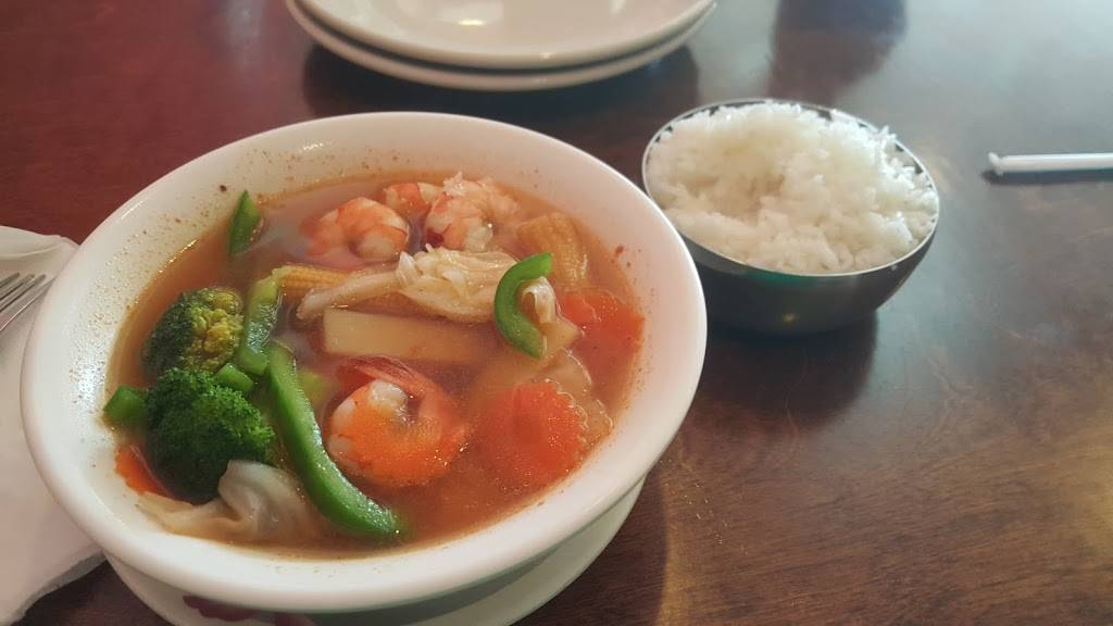 Yum Yum sushi Thai | restaurant | 1861 N Harrison Ave, Cary, NC 27513, USA | 9196771166 OR +1 919-677-1166