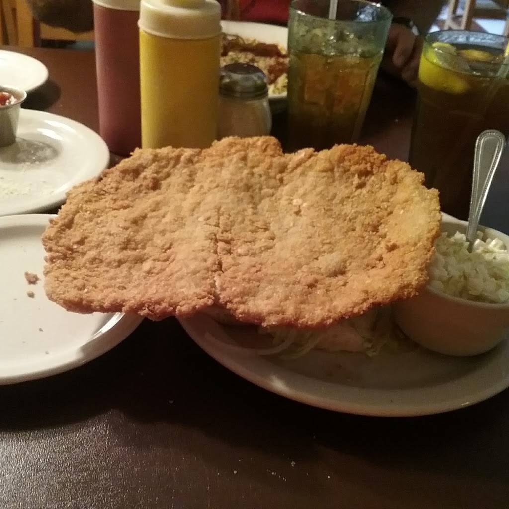 Gerries | restaurant | 545 N 9th St, Clinton, IN 47842, USA | 7658323130 OR +1 765-832-3130