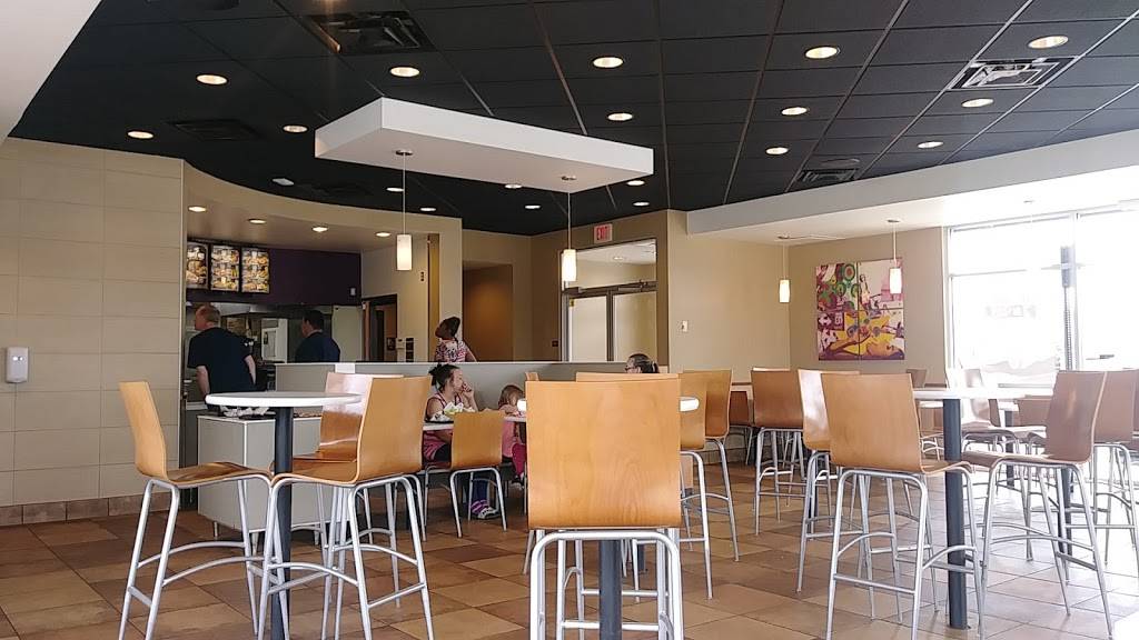 Taco Bell | meal takeaway | 3350 E Washington St, Indianapolis, IN 46201, USA | 3176341969 OR +1 317-634-1969