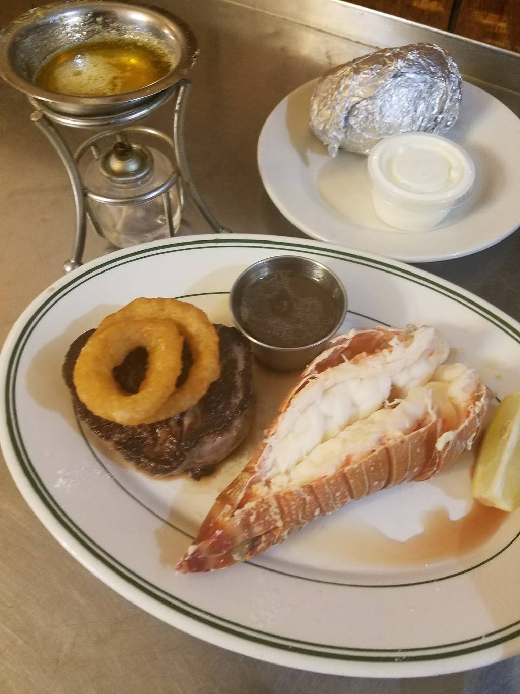 Driftwood Restaurant & Lounge | restaurant | 2002, 8607 Durand Ave, Sturtevant, WI 53177, USA | 2628862232 OR +1 262-886-2232