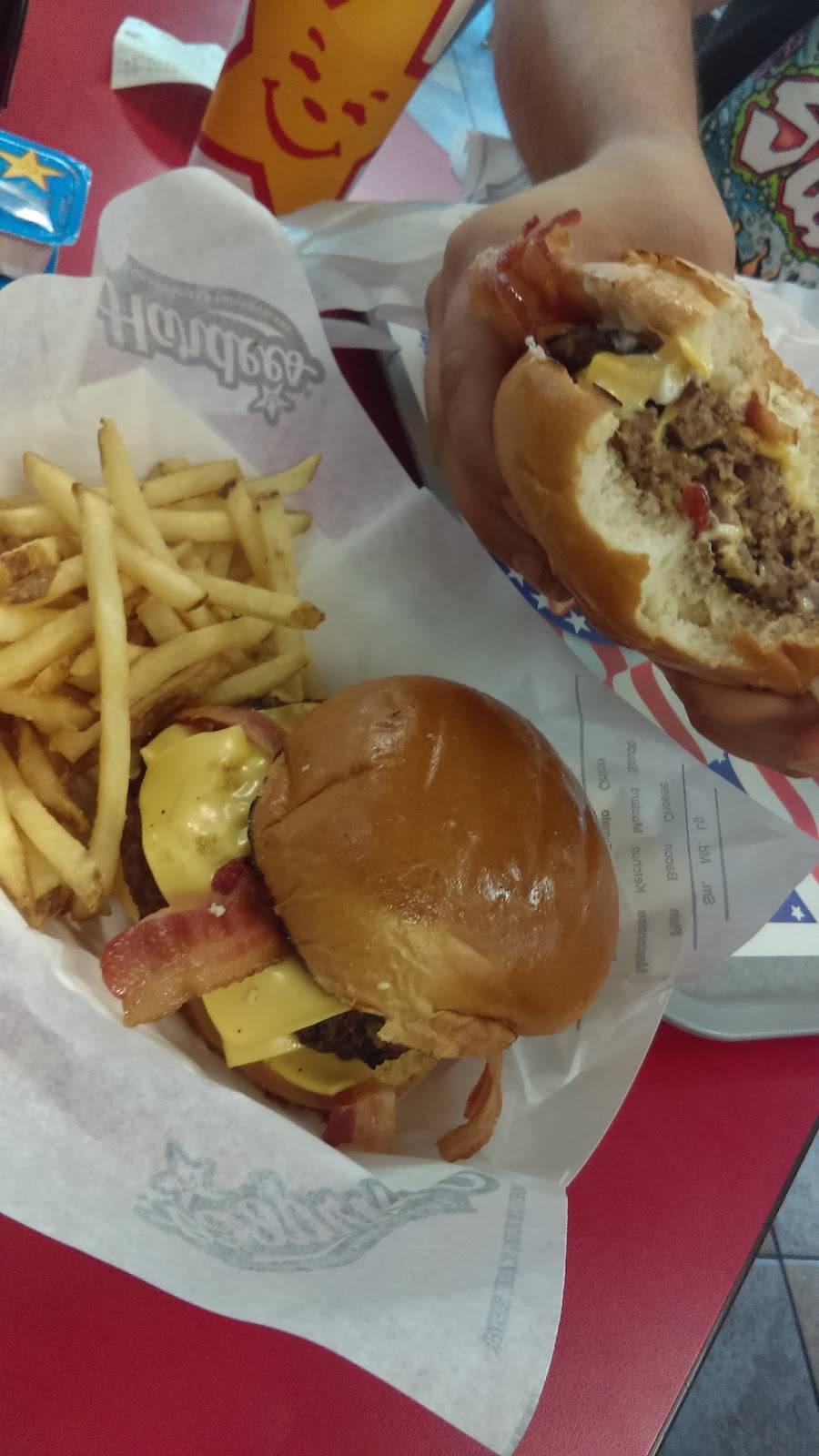 Hardees | restaurant | 3459 Taylor Blvd, Louisville, KY 40215, USA | 5023668201 OR +1 502-366-8201