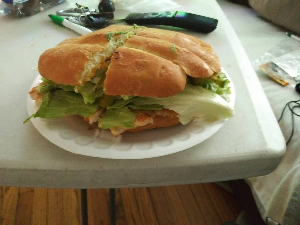 Subway | restaurant | 3101 Airport Fwy, Fort Worth, TX 76111, USA | 8178341202 OR +1 817-834-1202