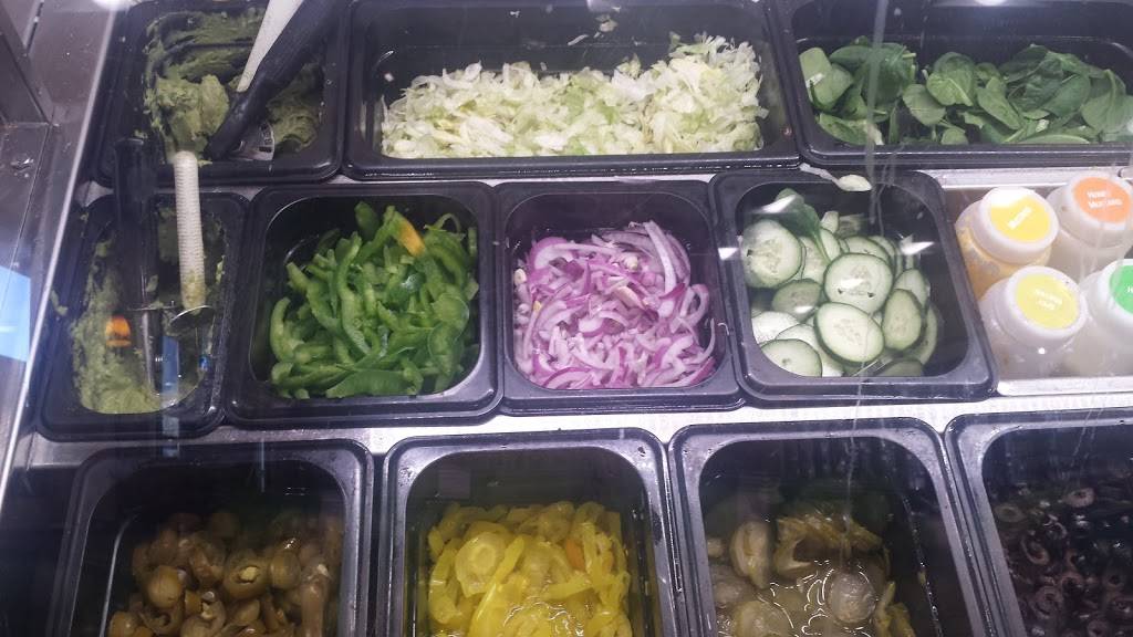 Subway | restaurant | 808 S Priest Dr, Tempe, AZ 85281, USA | 4805570897 OR +1 480-557-0897