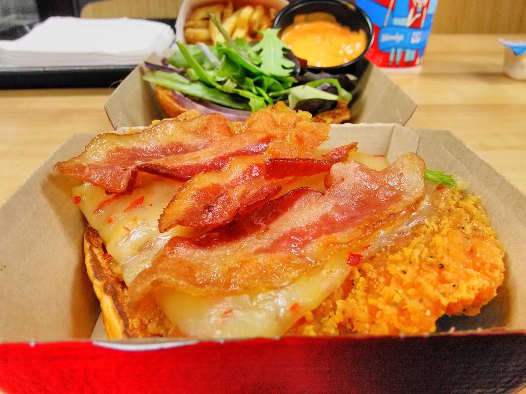 Wendys | restaurant | 16203 SW 88th St, Miami, FL 33196, USA | 3057527557 OR +1 305-752-7557