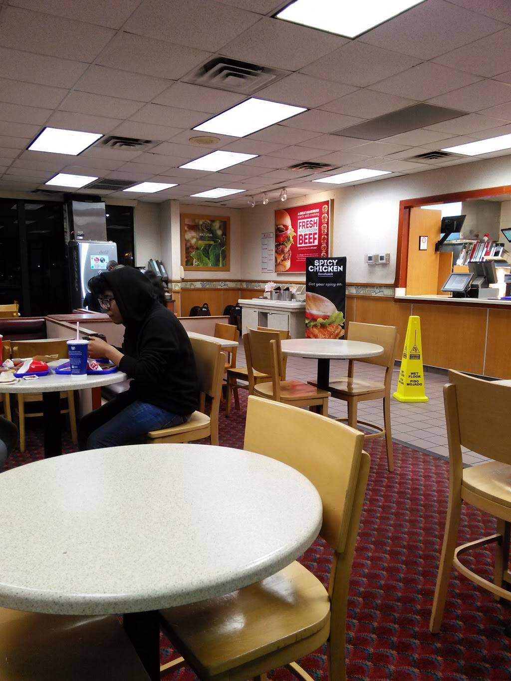 Wendys | restaurant | 2328 W Illinois Ave, Dallas, TX 75224, USA | 2143020771 OR +1 214-302-0771