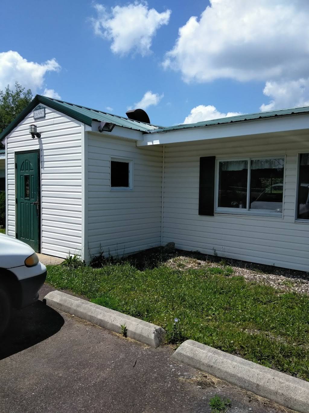 Bulls Restaurant | restaurant | MD-135, Swanton, MD 21561, USA | 3013593035 OR +1 301-359-3035