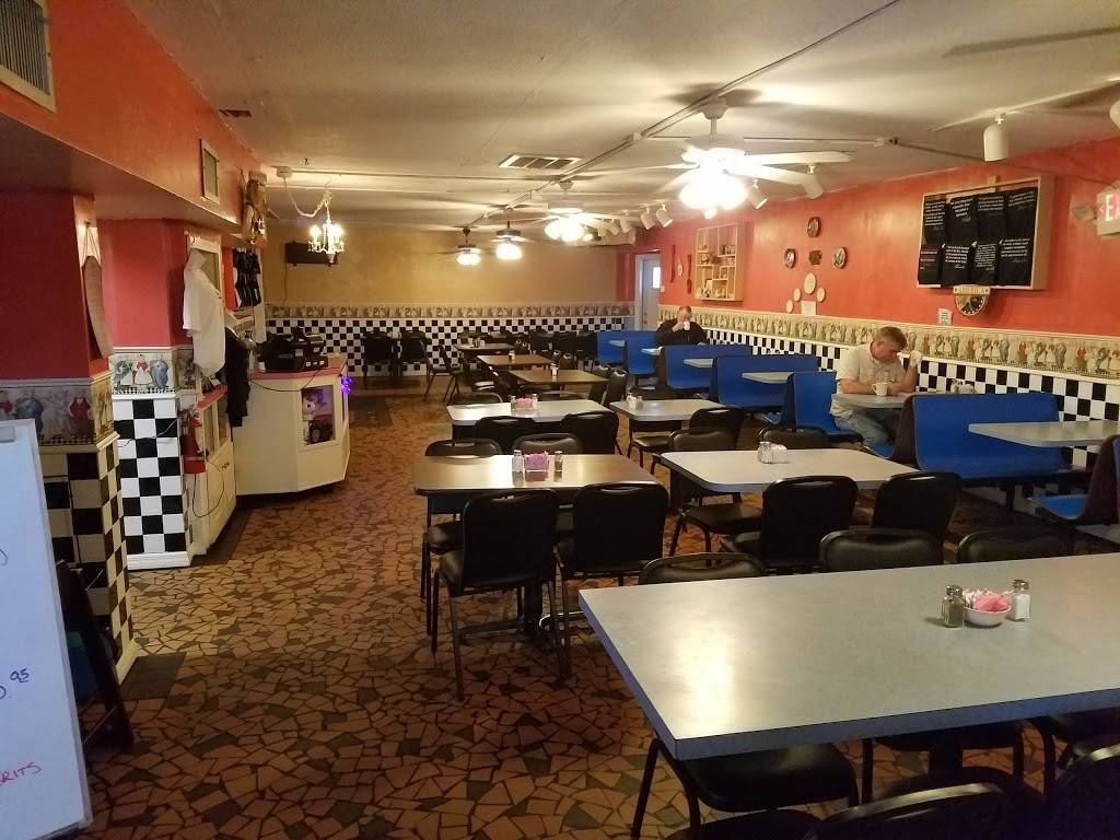 Potbellies Family Restaurant | meal takeaway | 3826 S Himes Ave, Tampa, FL 33611, USA | 8138357363 OR +1 813-835-7363