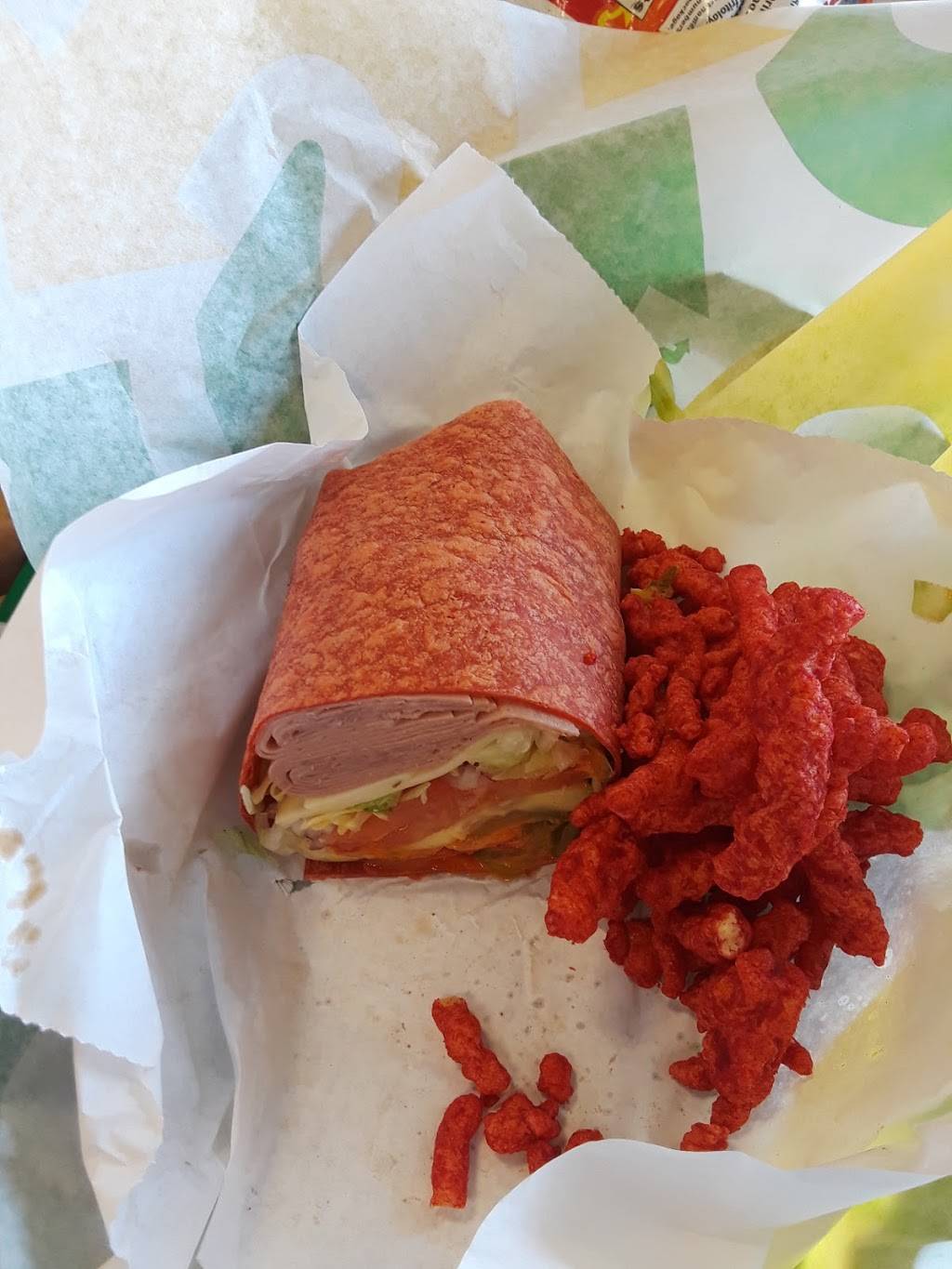 Subway Restaurants | restaurant | 1136 E Broadway, Glendale, CA 91205, USA | 8185462685 OR +1 818-546-2685