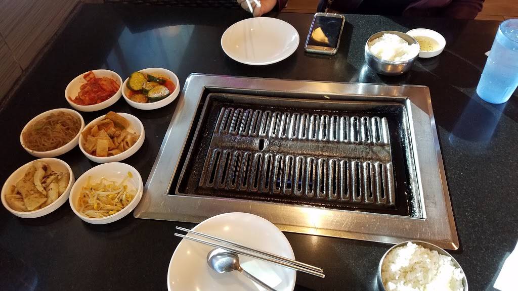 Tofu Hut | restaurant | 3920 W Spring Mountain Rd, Las Vegas, NV 89102, USA | 7022570072 OR +1 702-257-0072