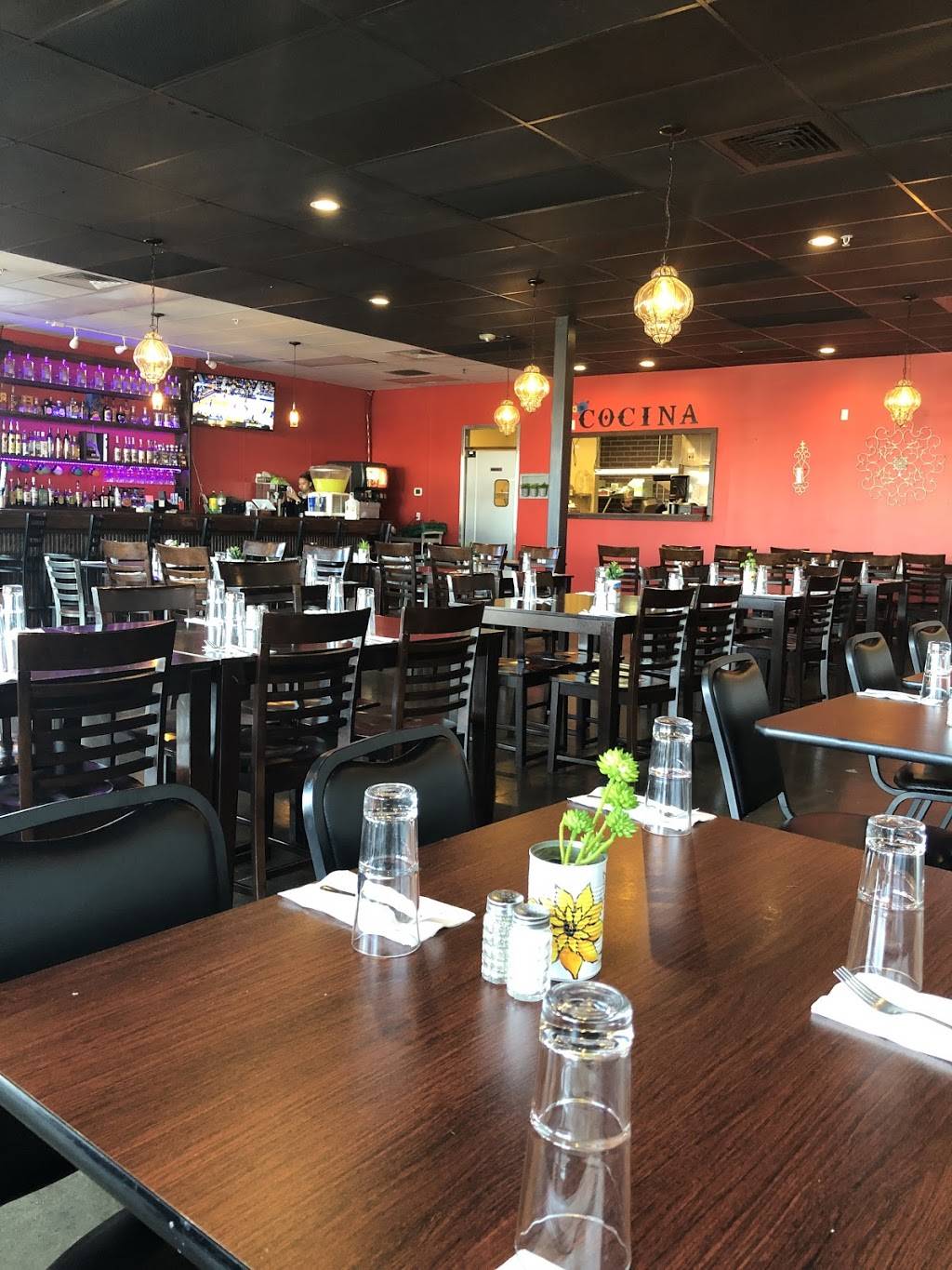 Las Margs | restaurant | 15550 E 103rd Pl unit#110, Commerce City, CO 80022, USA | 3032876942 OR +1 303-287-6942