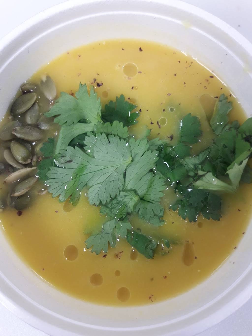 Classic Juice Co. | restaurant | 287 Coxwell Ave, Toronto, ON M4L 3B5, Canada | 6473495483 OR +1 647-349-5483