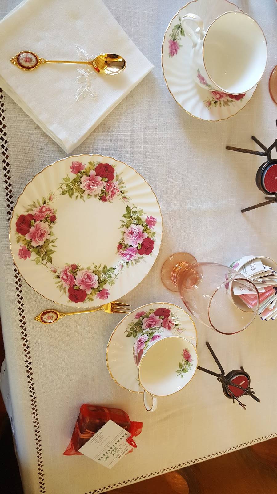 Antique Rose Ville | restaurant | 2007 Freyou Rd, New Iberia, LA 70560, USA | 3373673000 OR +1 337-367-3000