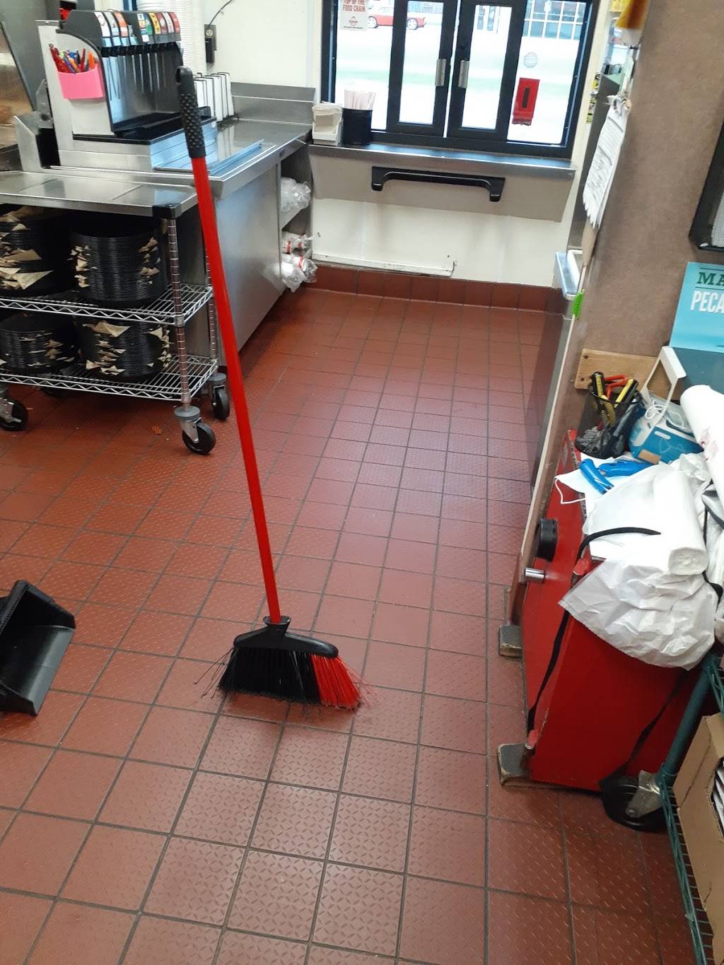 Arbys | meal takeaway | 706 11th St SW, Spencer, IA 51301, USA | 7122624960 OR +1 712-262-4960