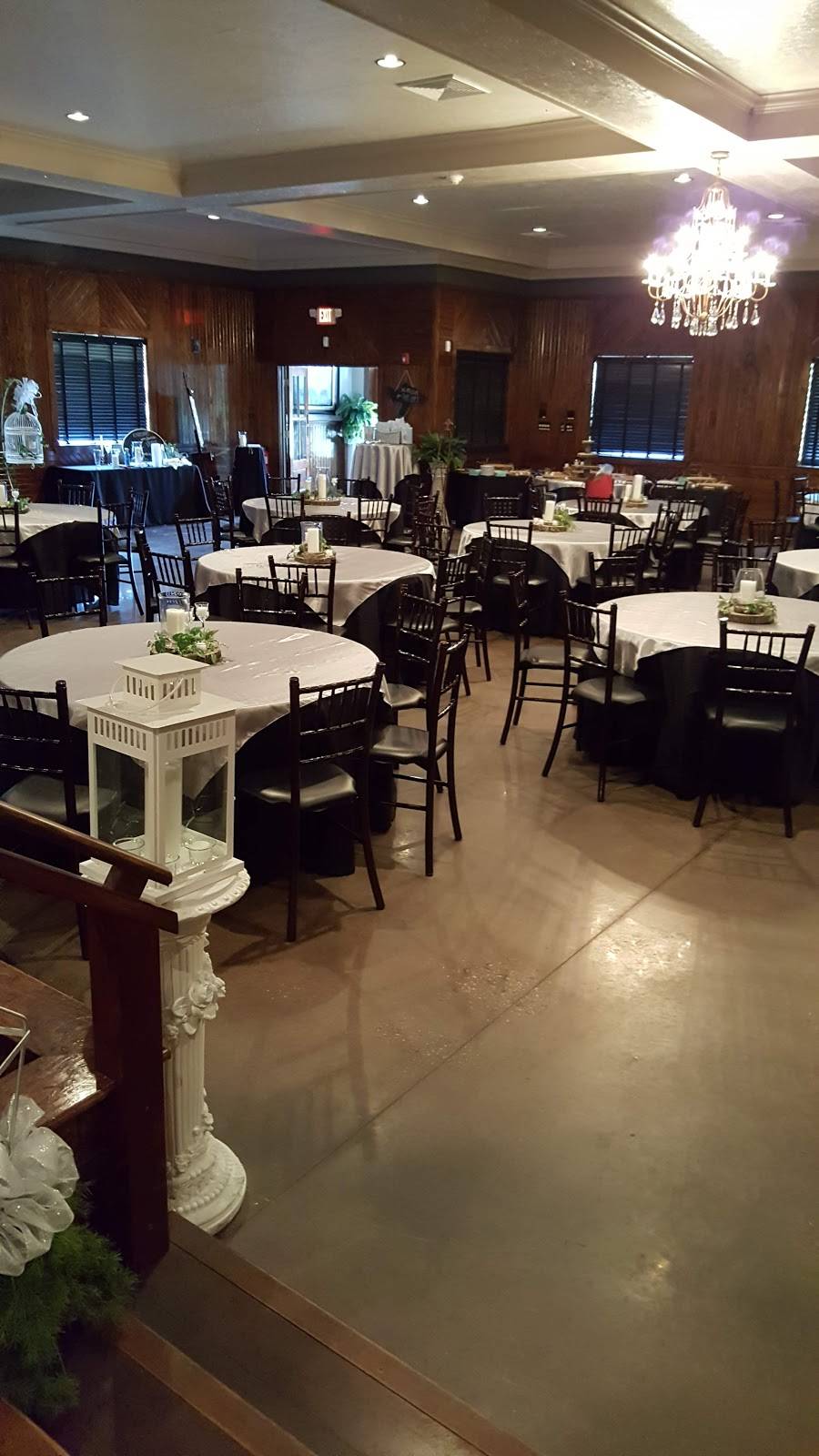 Woodhaven | restaurant | 1962 US-76, Marion, SC 29571, USA | 8434235900 OR +1 843-423-5900