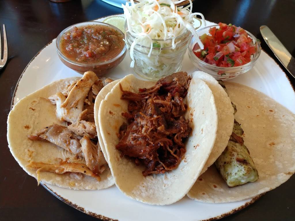 Cibolo Moon | restaurant | 23808 Resort Pkwy, San Antonio, TX 78261, USA | 2102762500 OR +1 210-276-2500