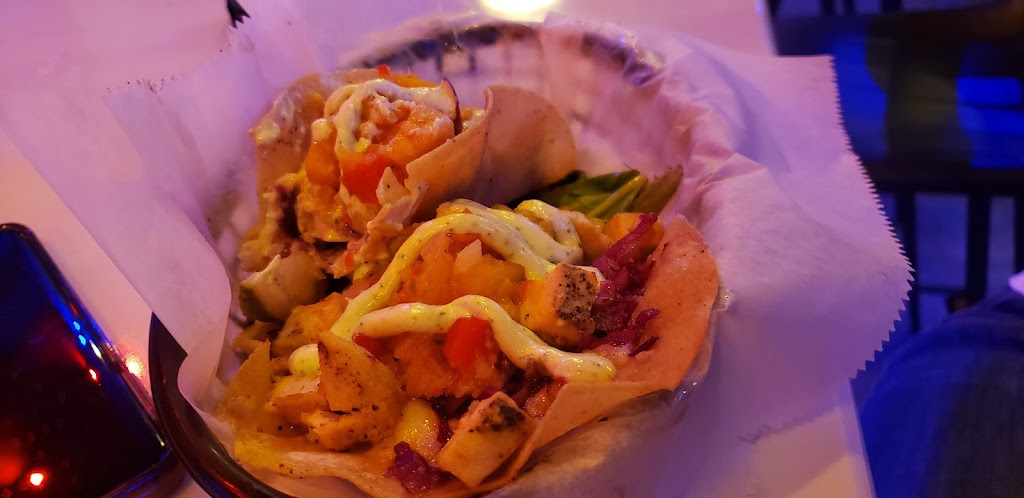 Fin & Feathers | restaurant | 721 Bolivar Rd, Cleveland, OH 44115, USA | 2164176698 OR +1 216-417-6698