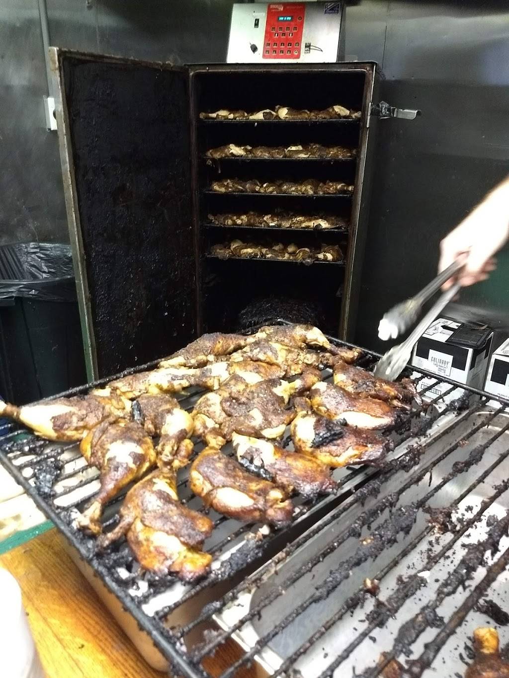 Zebs Barbeque | restaurant | 51 Potomac St, Ridgeley, WV 26753, USA | 3047384001 OR +1 304-738-4001