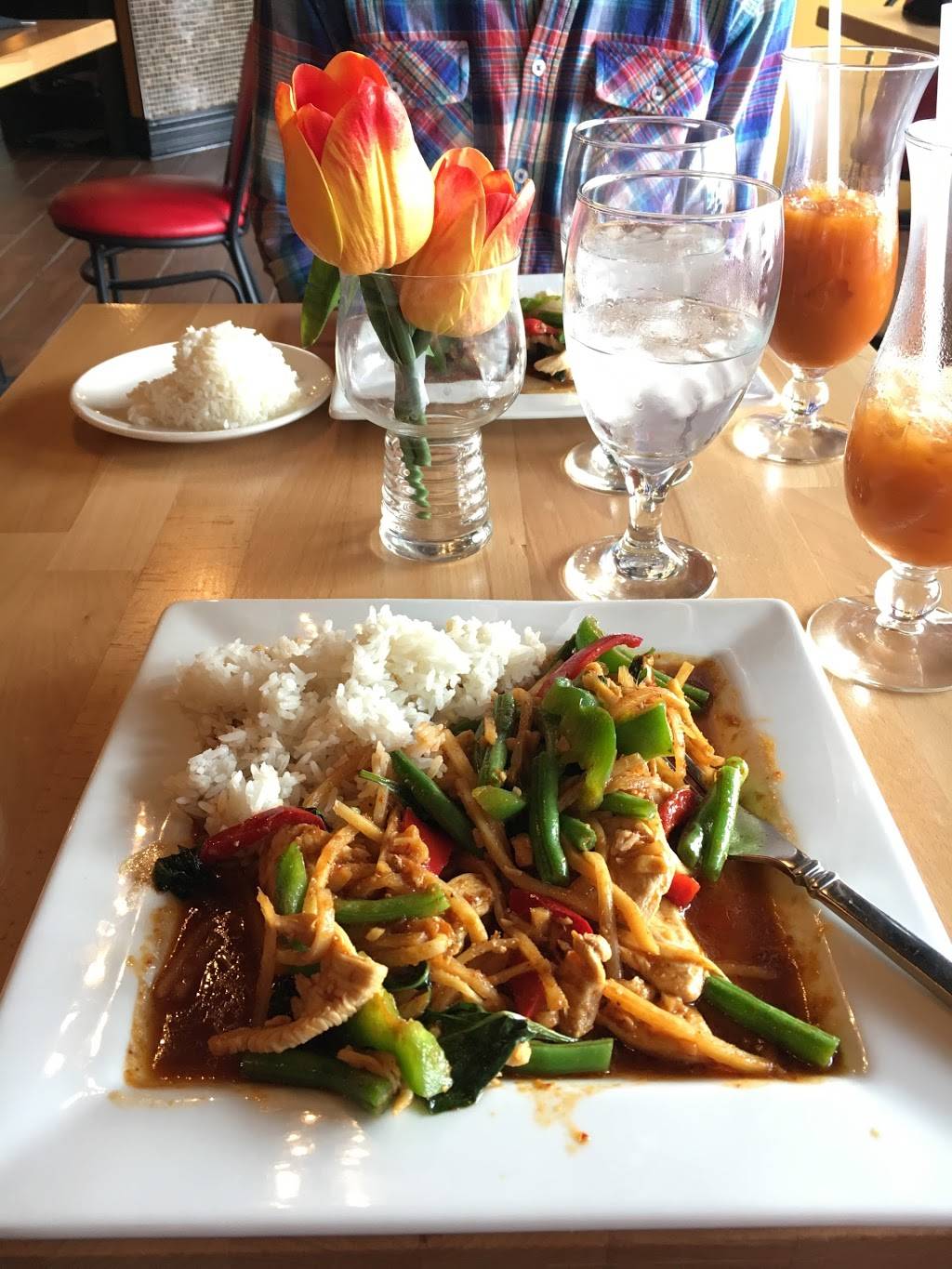 Thaitanium | restaurant | 741 Massachusetts Ave, Indianapolis, IN 46204, USA | 3176861848 OR +1 317-686-1848